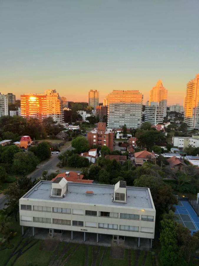 Apto Punta Del Este Con Vista Al Mar Exterior foto
