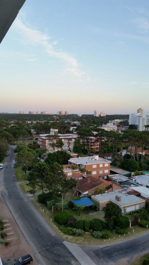 Apto Punta Del Este Con Vista Al Mar Exterior foto